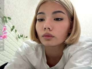 le modèle felisaharvath est en webcam porno dans un show sur le site camsoda, il possède les tags suivants: average,black hair,young adult,teen 18,tease,striptease,spank,sexy,public,no smoking,no drinking,nature,natural,full nudity,flashing,fingering,erotic dance,dirty talk,cock rating,brown eyes