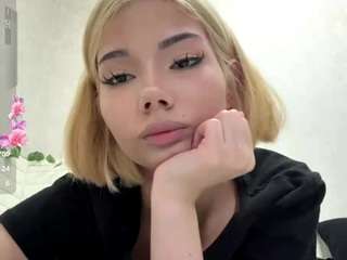 Live cam show with FelisaHarvath