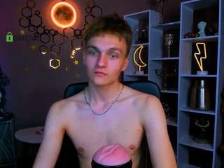 jake-wilders, male webcam model,  years old, on live webcam