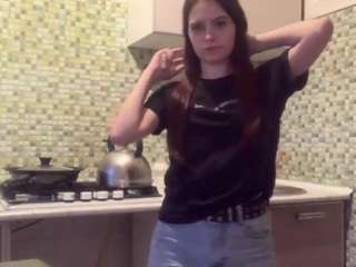 karolebelen Live Webcam on CamSoda