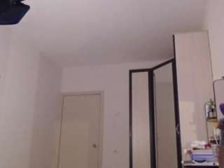 karolinefrances Live Webcam on CamSoda