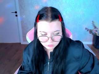 kira-gold webcam