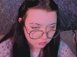 kira-gold webcam