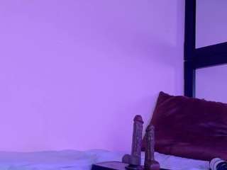 LauManson live webcam show