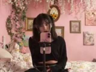 lilithflores753 webcam