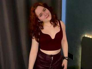 lolaauel Live Webcam on CamSoda