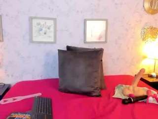 martina-curvy webcam