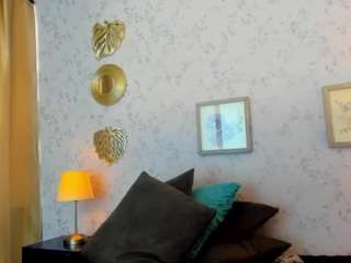 martina-curvy live cam preview