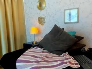 martina-curvy live cam preview