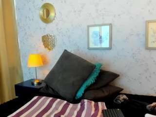 martina-curvy live cam preview