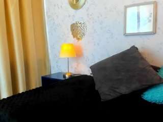 martina-curvy live cam preview