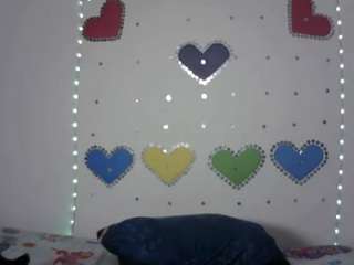 Live webcam model miasuarez0121 on Soda Cams