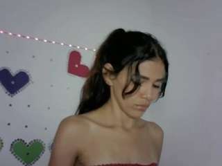 Live webcam model miasuarez0121 on Soda Cams