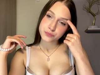 Live webcam model rosaplus on Soda Cams