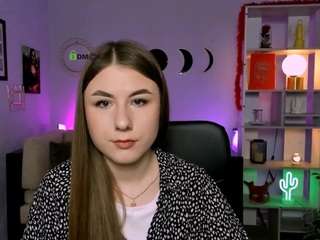 Live webcam model scarlett-badgirl on Soda Cams