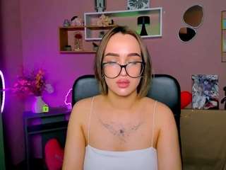 Live webcam model scarlett-badgirl on Soda Cams