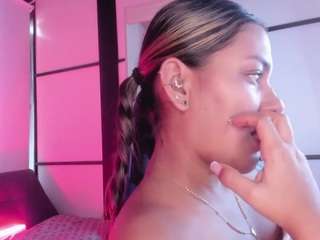 SophieWatson live webcam show