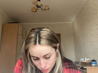 yvettelabarbara webcam