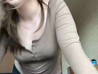 yvettelabarbara's CamSoda show and profile