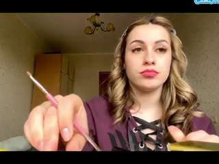 yvettelabarbara Live Webcam on CamSoda