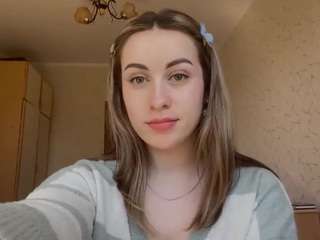 This model is live right now. yvettelabarbara