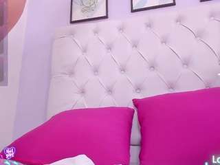 antonellamoon7 live webcam show