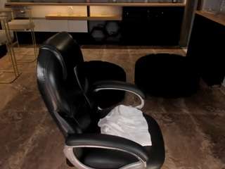 le modèle ashleyjhonsonx est en webcam porno dans un show sur le site camsoda, il possède les tags suivants: big tits,black hair,blowjob,brown eyes,camel toe,deepthroat,doggy style,erotic dance,handjob,no drinking,no smoking,normal,striptease,hd