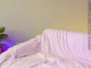 baambibabyy Live Webcam on CamSoda