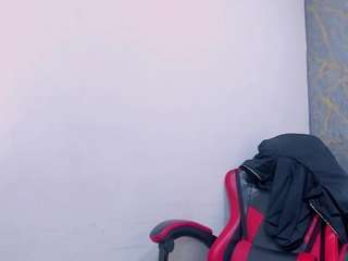 Dakotalee03 live webcam show