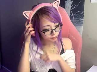 Live webcam model evettejessick on Soda Cams