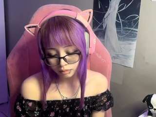 Live webcam model evettejessick on Soda Cams