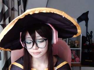 Kim live webcam show