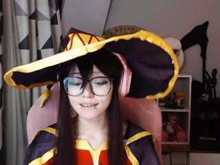 Kim live webcam show