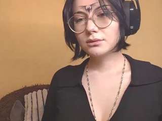 Live webcam model giseleskalsky on Soda Cams