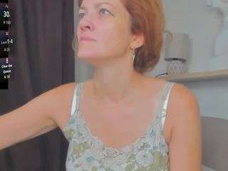 Julia-Suny live cam preview