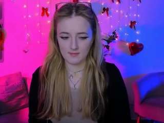 Live webcam model ketty-kitt on Soda Cams