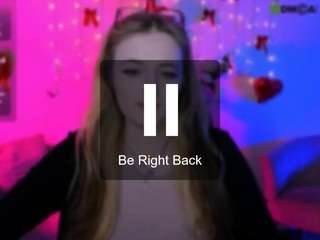 Live webcam model ketty-kitt on Soda Cams