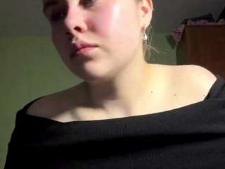 kinasanflippo Live Webcam on CamSoda