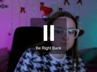 mary-is-cool's CamSoda show and profile