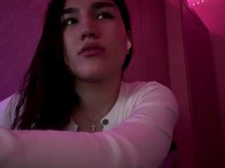 maryannelanum Live Webcam on CamSoda