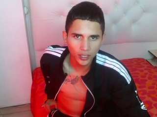 masterpartyx's CamSoda show and profile