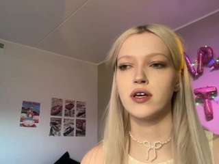 suzansmrekar Live Webcam on CamSoda