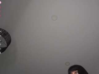 le modèle tresamoreno est en webcam porno dans un show sur le site camsoda, il possède les tags suivants: ass bouncing,black hair,brown eyes,erotic dance,fingering,flashing,normal,teen 18,young adult,hd