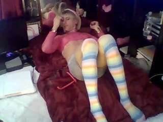 emilyjane69's CamSoda show and profile