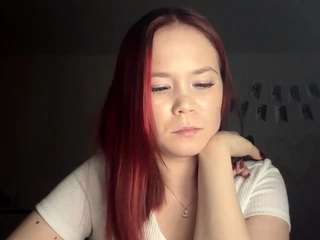 florriewillock's CamSoda show and profile