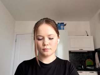 Live cam show with Lily