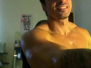 lucasfit27 Live Webcam on CamSoda