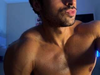 lucasfit27 webcam