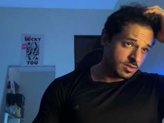 lucasfit27