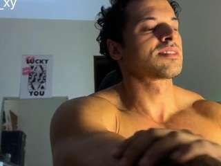 lucasfit27